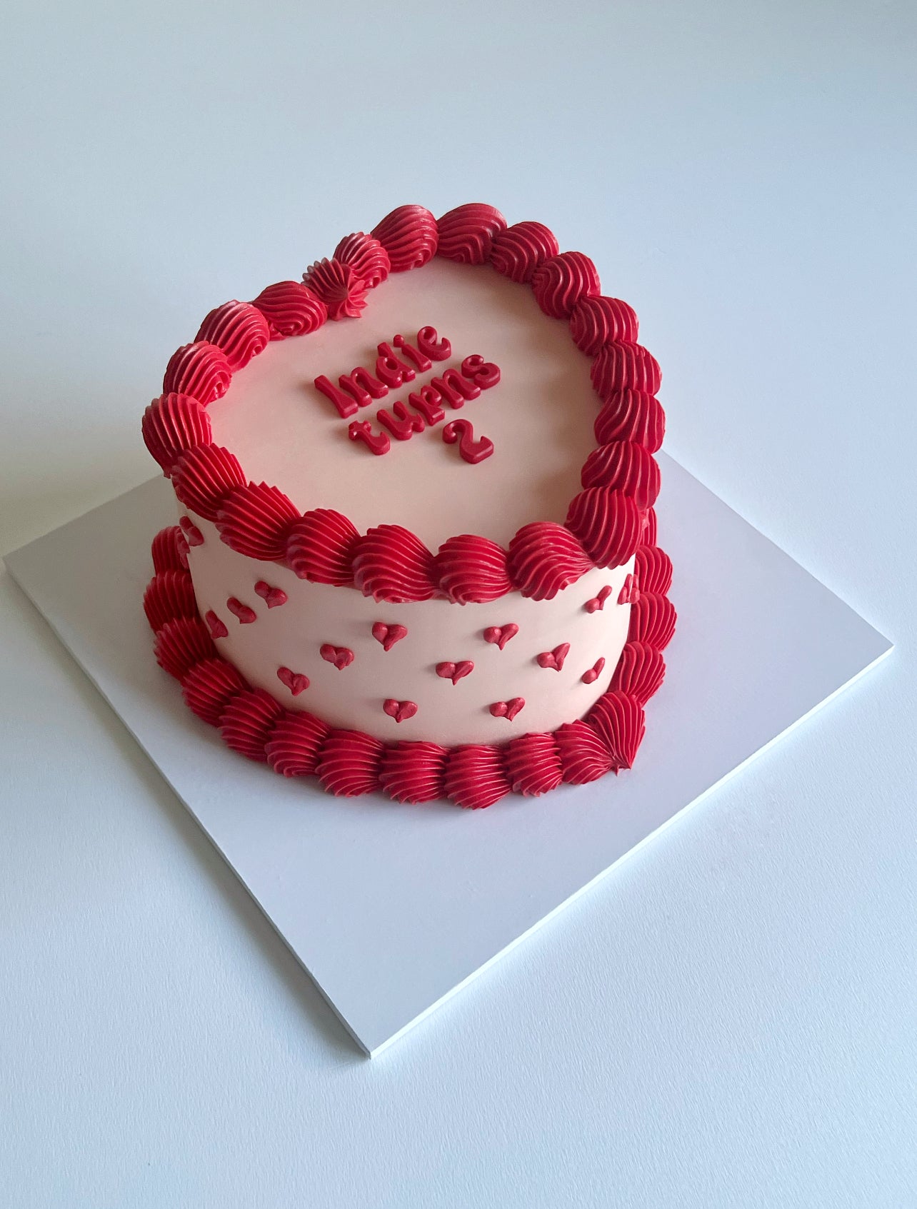 Queen of Hearts Celebration Cake