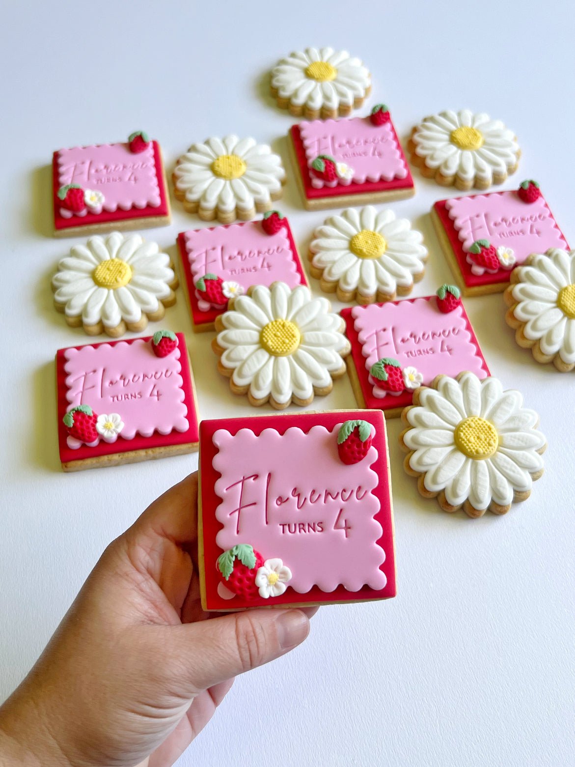 Strawberry Picnic Cookie Set 20 Pack